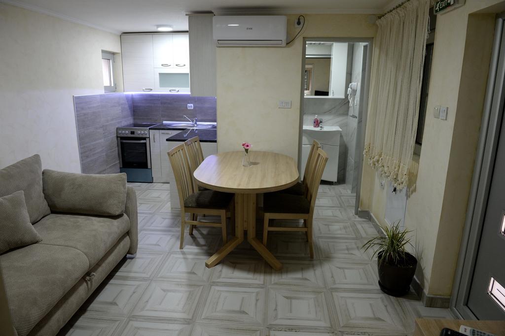 Guesthouse Dokic Leskovac  Exterior foto